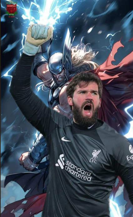 Alisson Becker Liverpool Pilar Utama di Bawah Mistar
